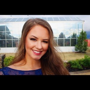 Meet your Posher, Taylor